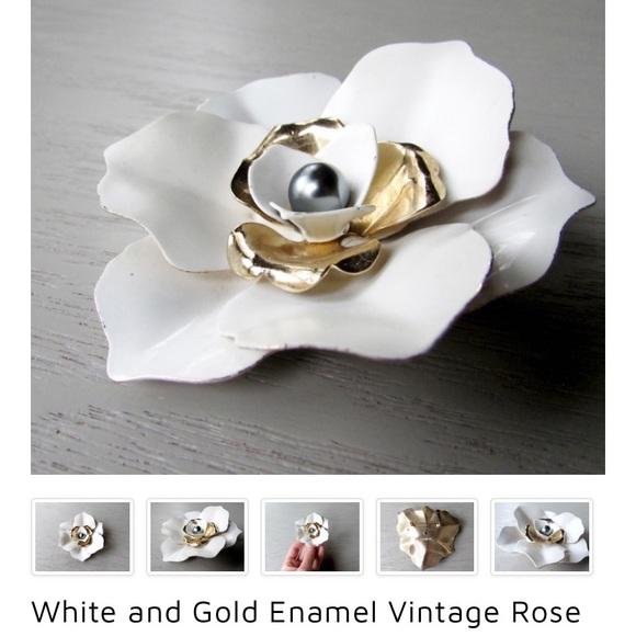 Sarah Coventry White Gold & Enamel Vintage Brooch - Picture 2 of 5